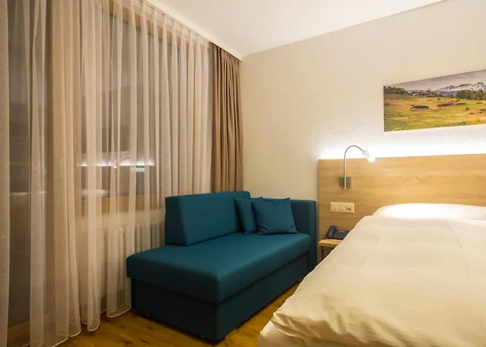 Matterhorn Inn - Wellness & Dining - At Zermatt Shuttle Station